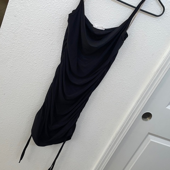 NEVER BEEN USED SIZE L DRESS - Picture 1 of 4